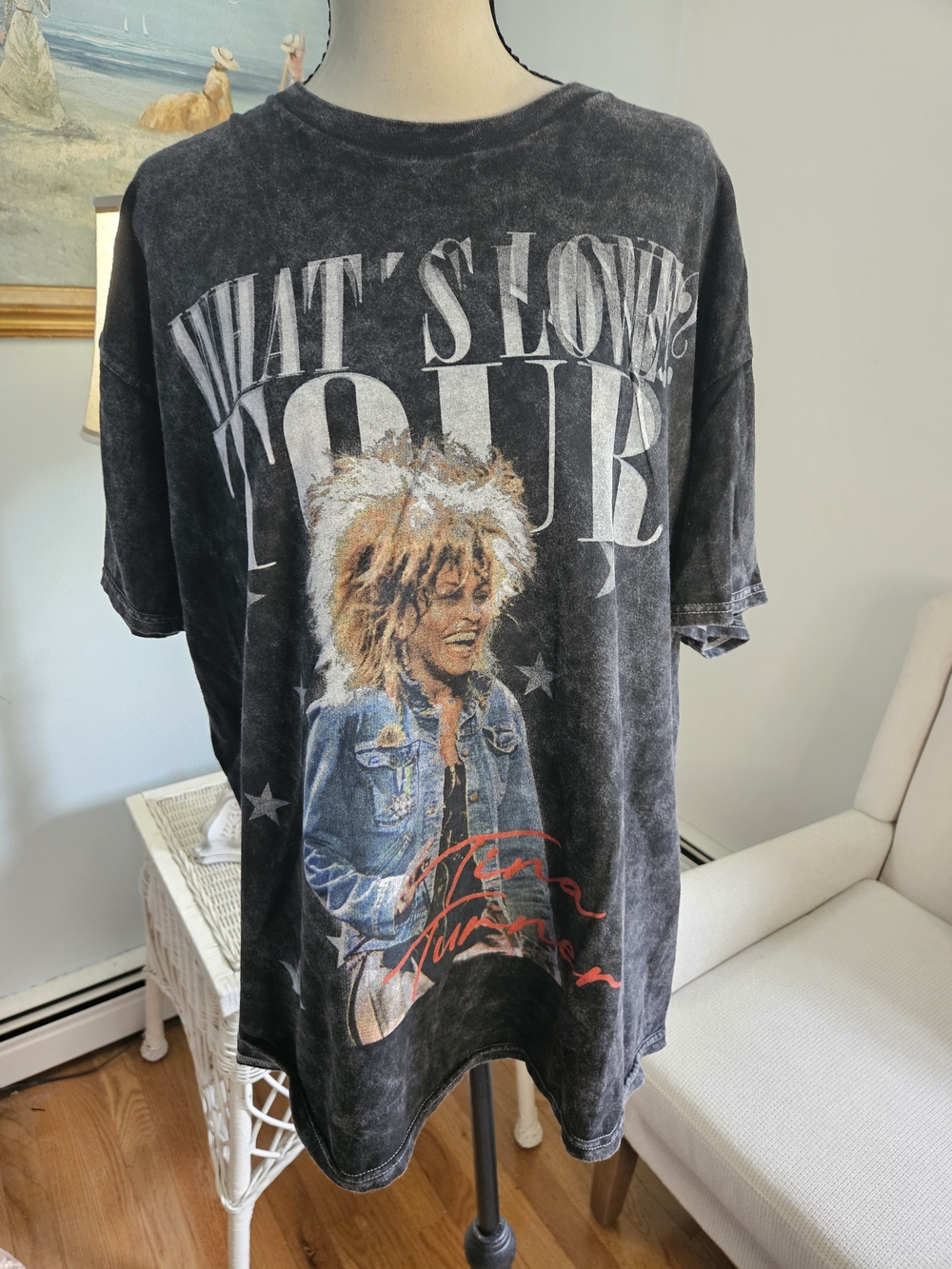 Tina Turner Graphic Short Sleeve Women's Tee with Retro P 81